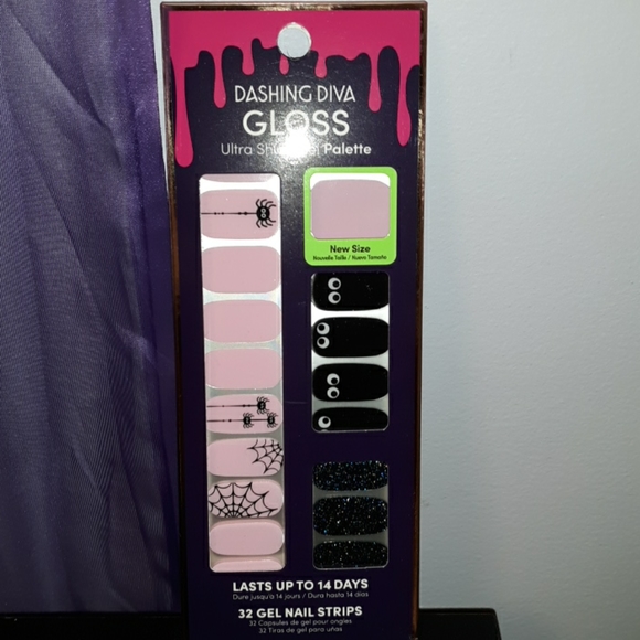 New Dashing Diva Gloss Ultra Shine Palette - Picture 1 of 2